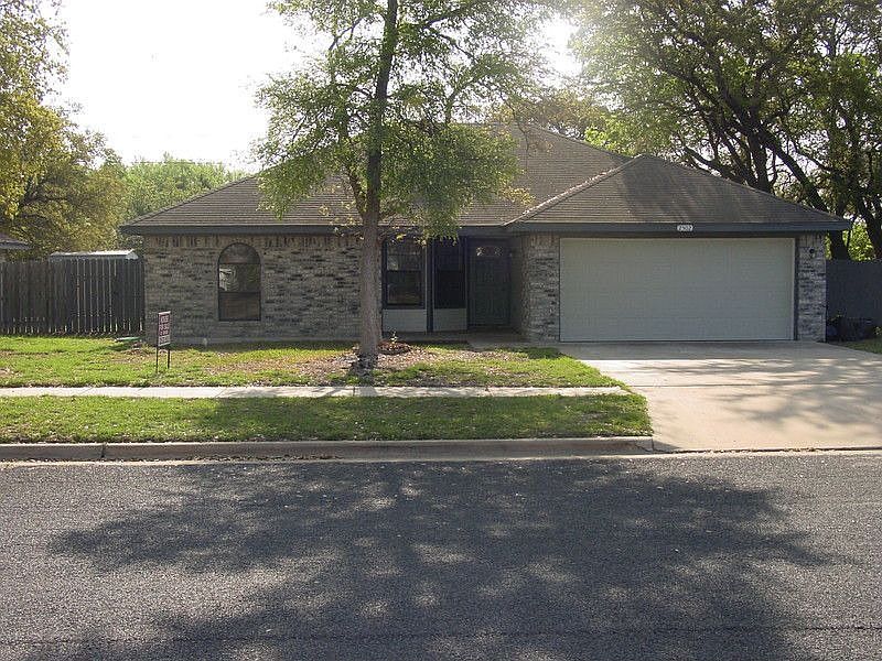 1st image of 2502 Schwertner Dr