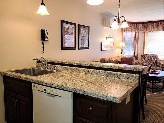 3rd image of 4920 N Landmark Cir #2208