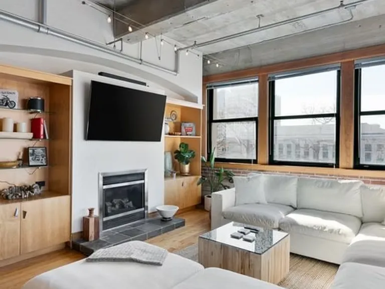 Grace Lofts — Photo 15