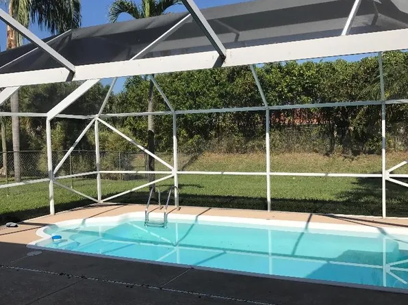 10567 Paso Fino Dr, Lake Worth, FL 33449