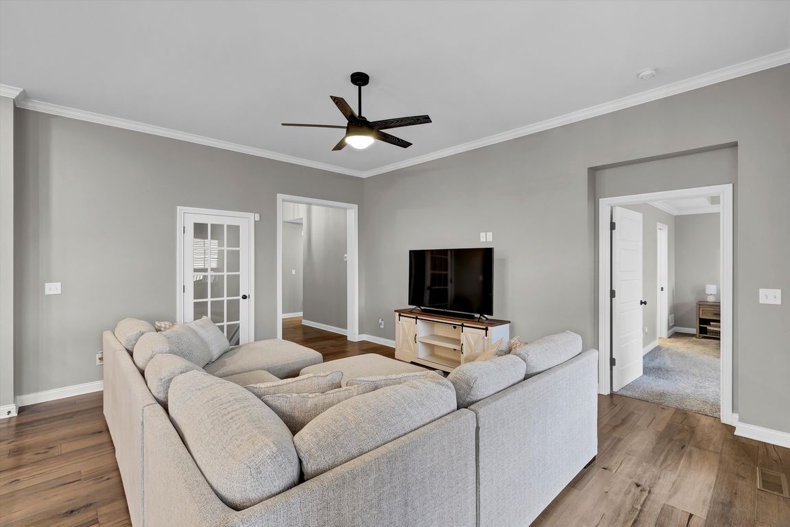 next background image