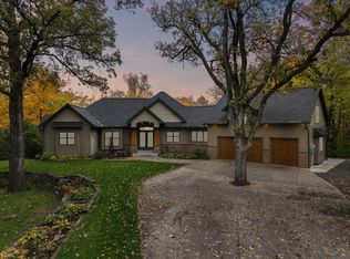 34439 Northbrook Ave, Lindstrom, MN 55045