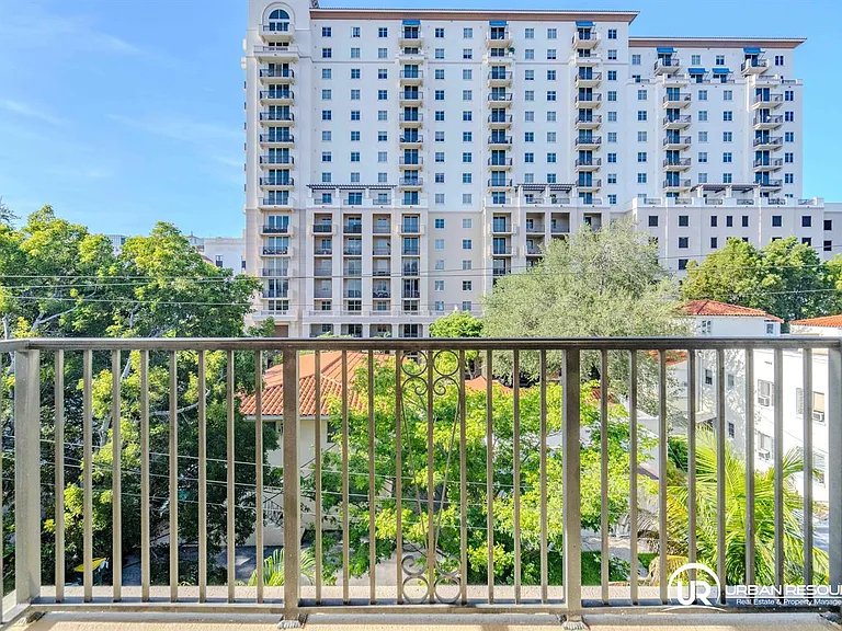 300 Majorca Ave #Penthouse 403 — Photo 22