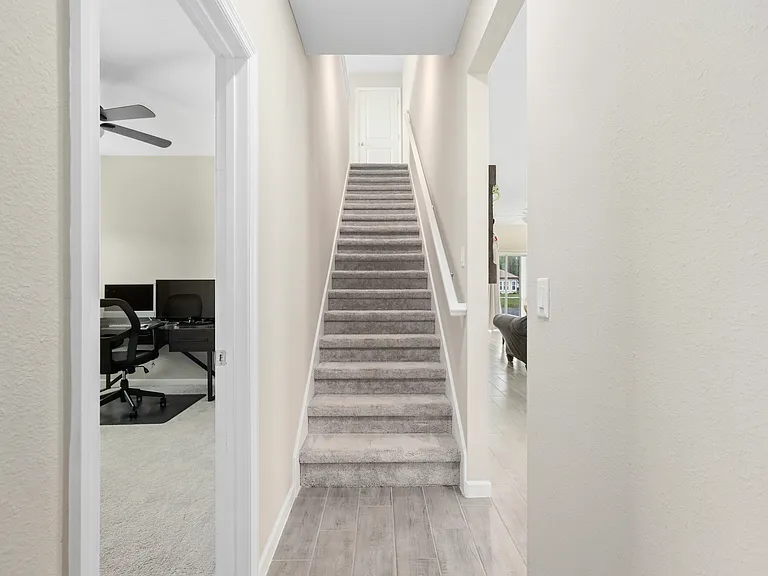 3987 Bloomfield Ct — Photo 25
