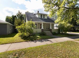 1242 S 8th Ave, Wausau, WI 54401
