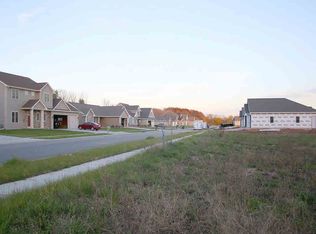 Ryford St #20, Menasha, WI 54952