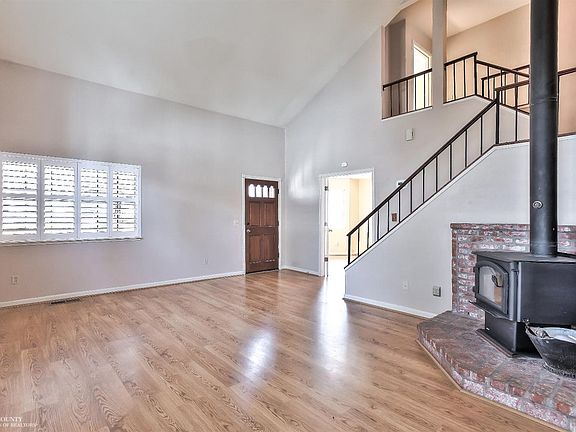 5th image of 12316 Francis Dr