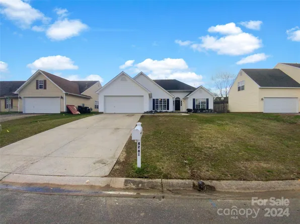 4281 Maybrook Ct SW, Concord, NC 28027