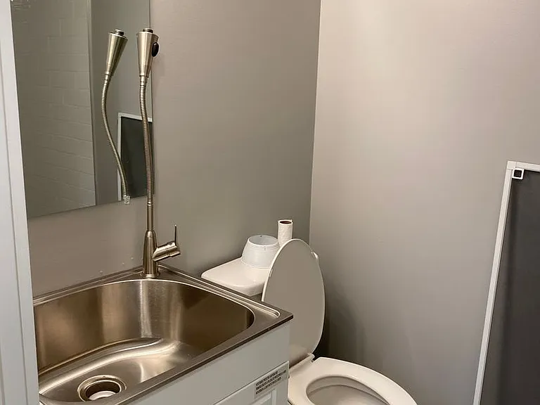 419 N Holly St — Photo 12