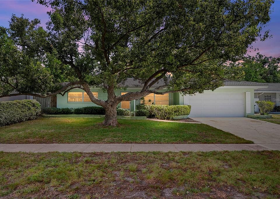1st image of 1413 Embassy Dr