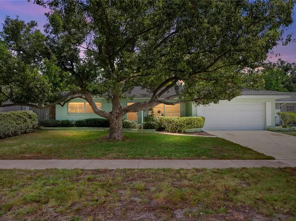 1413 Embassy Dr, Clearwater, FL 33764