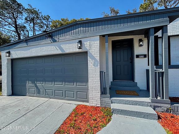 2nd image of 6020 ZINNIA Avenue