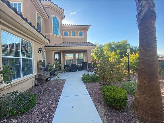2nd image of 6325 Rockmine Ct