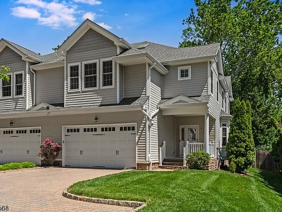 2nd image of 8 West Court