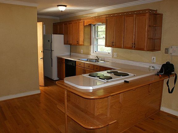 Kitchen (from dining room)