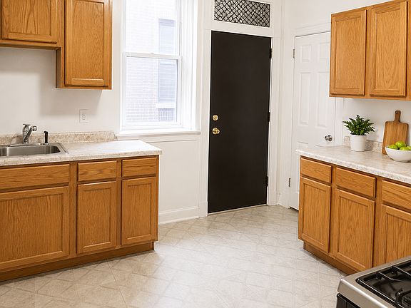 5th image of 400 S Maple Ave #404-1M