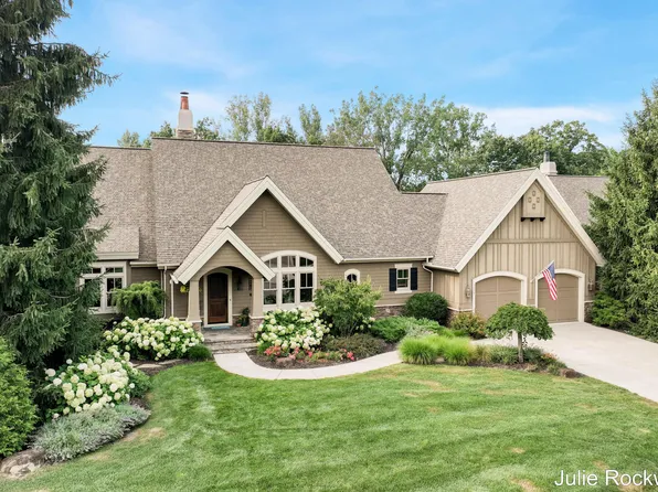 5575 Sanctuary Dr NE, Ada, MI 49301