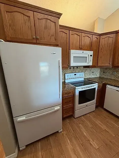 2 bed, 1150 sqft, $2,500 — Photo 4