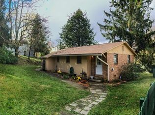 5 Beech St, Black Mountain, NC 28711