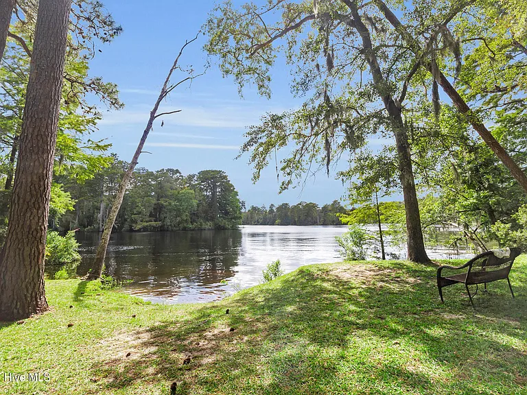 125 Pirates Rd #5 — Photo 27