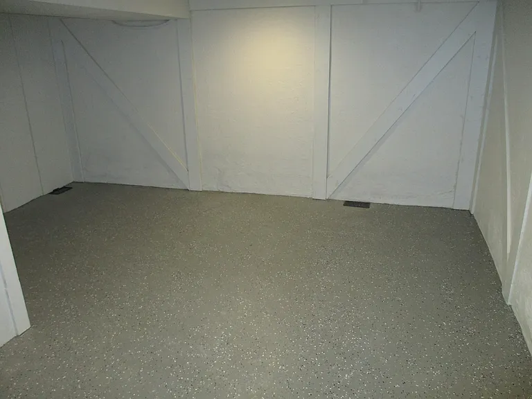 52 Grant Ave — Photo 12