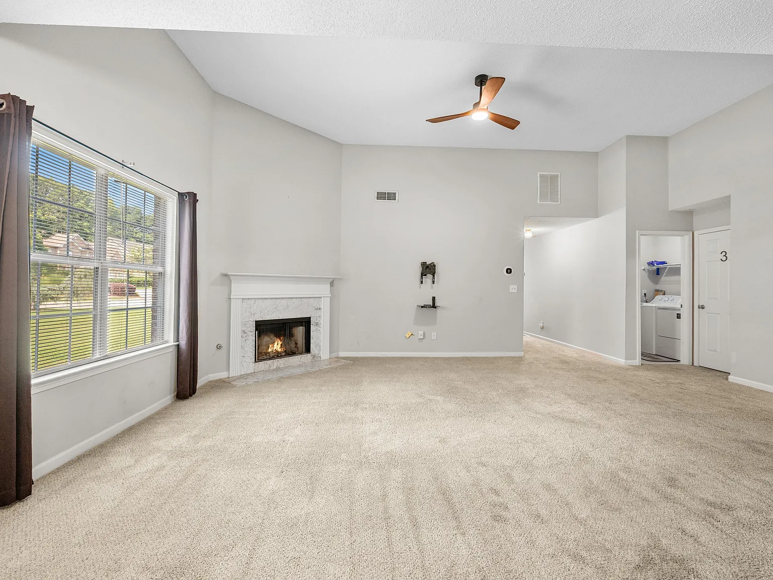 4 bed, 3.0 bath, 1850 sqft, $2,200 — Photo 4