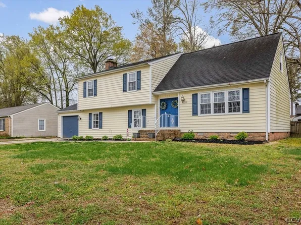 3625 Perthshire Ln, Colonial Heights, VA 23834