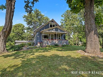 665 Honey Creek Ave NE, Ada, MI, 49301