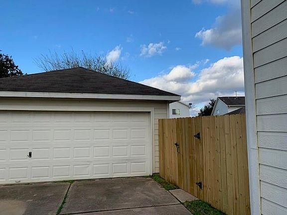 4th image of 19906 Stratwood Ct