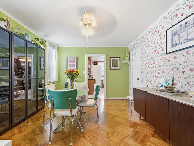 6906 66th Pl — Photo 8