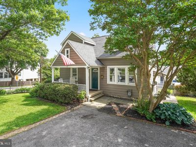 400 Grandin Ave, Rockville, MD, 20850