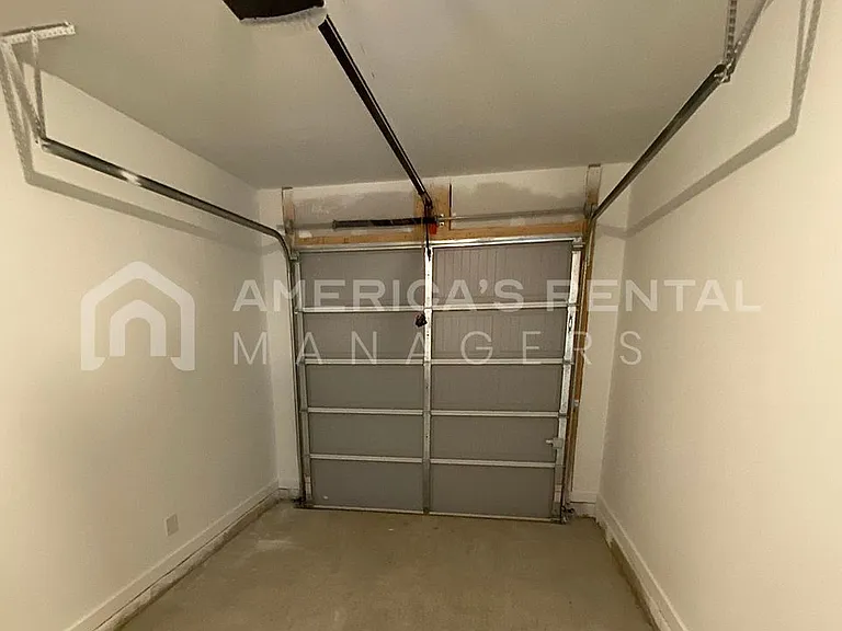 223 Creek Run Way — Photo 15