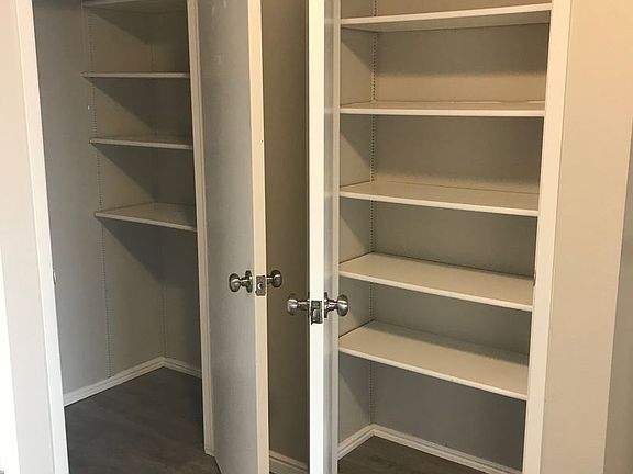 5th image of 603 Monterey Dr APT G