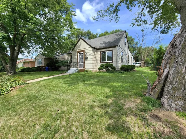 3301 Parkside Ave, Rockford, IL 61101