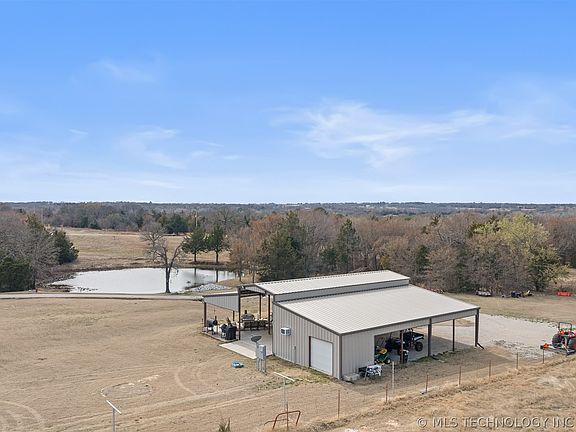 2nd image of 471 Red Bud Rd