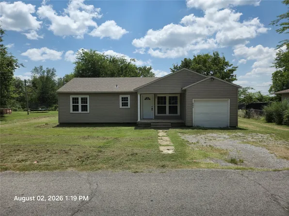 602 W Spruce St N, Haskell, OK 74436