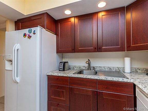 4th image of 200 172nd St APT 216