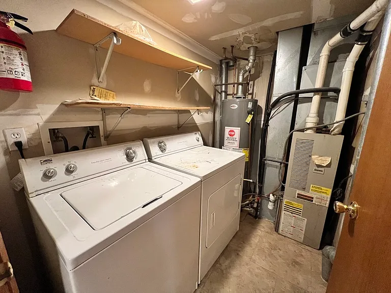413 W Zeller St — Photo 14