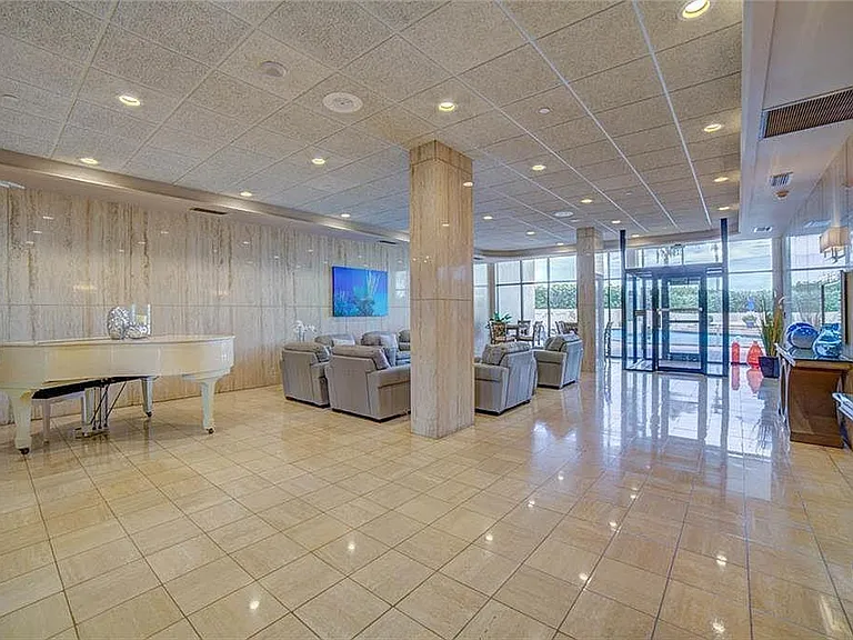 9650 S Ocean Dr — Photo 12