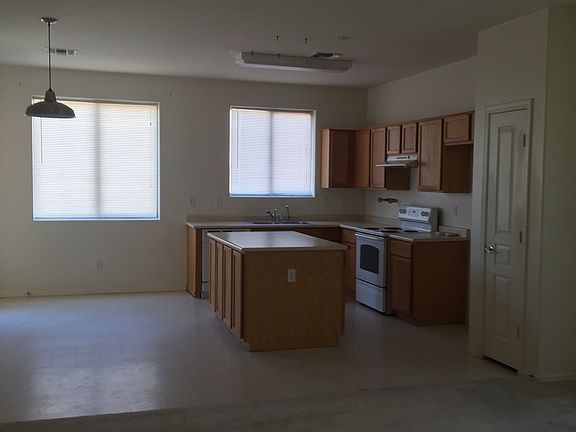 3rd image of 3838 E Battala Ave
