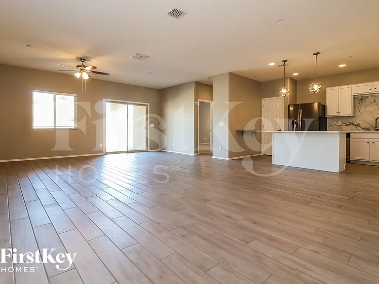 21380 W Monte Vista Rd — Photo 4