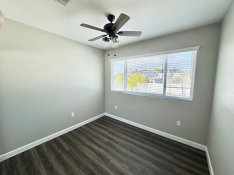 1134 Villa Calimesa Ln — Photo 8