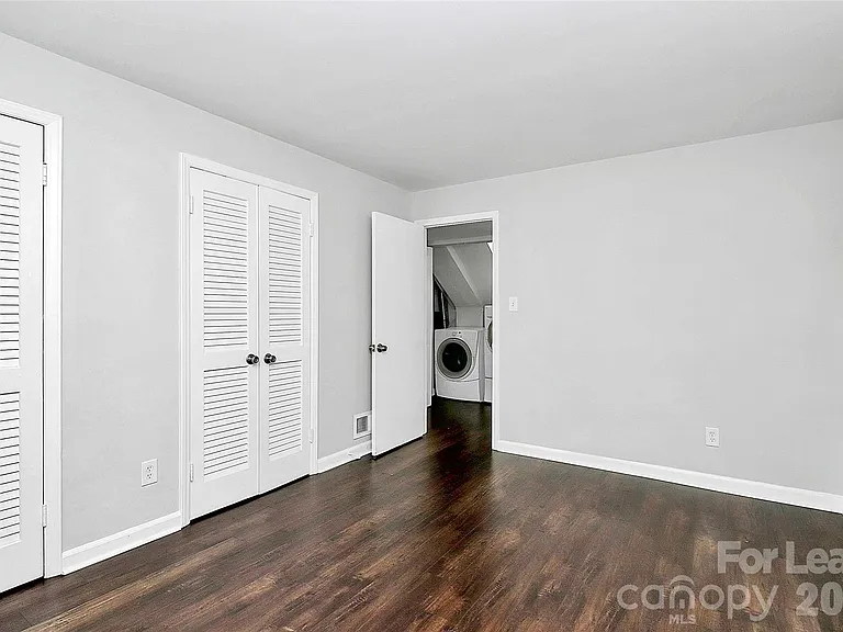6133 Colchester Pl — Photo 14