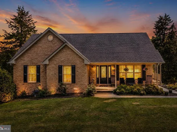 906 Conner Bowers Rd, Hedgesville, WV 25427