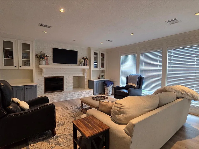 3407 Flaming Candle Dr — Photo 10