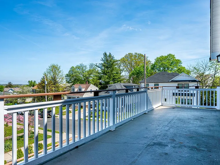 4 Wilcox Ave #B — Photo 10