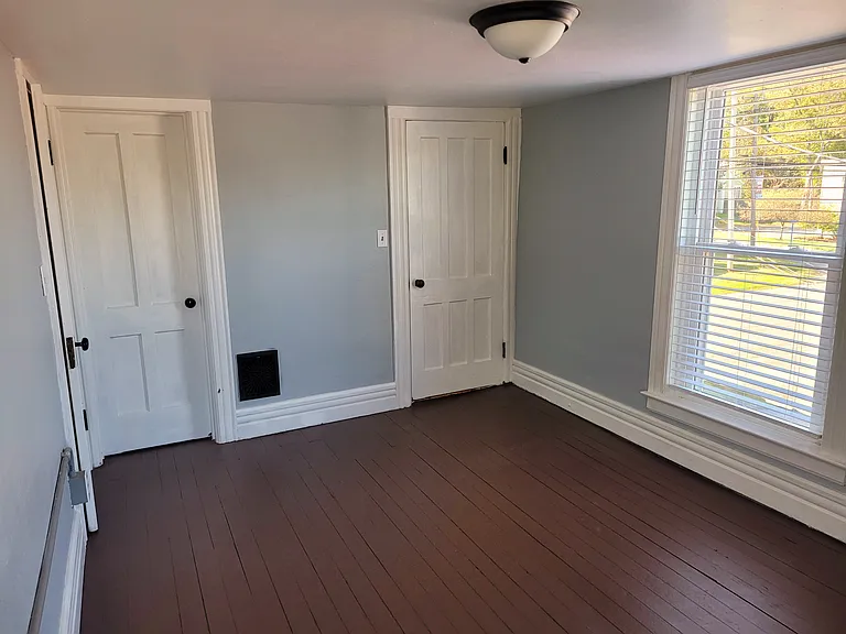 5 Powell Ave — Photo 26