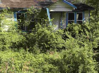 413 E Semmes St, Canton, MS 39046