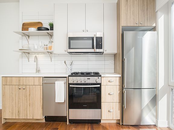 4th image of 4750 N Winthrop Ave #315