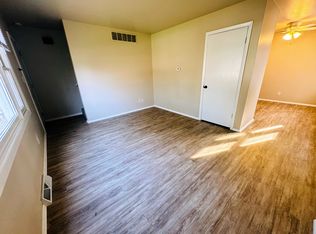 129 S 18th St #A, Chesterton, IN 46304
